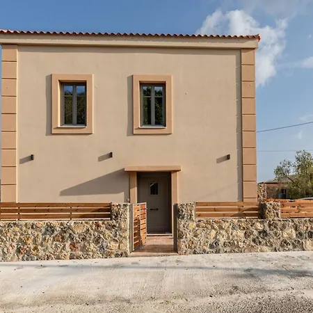 Elpida In Myloniana Holiday home