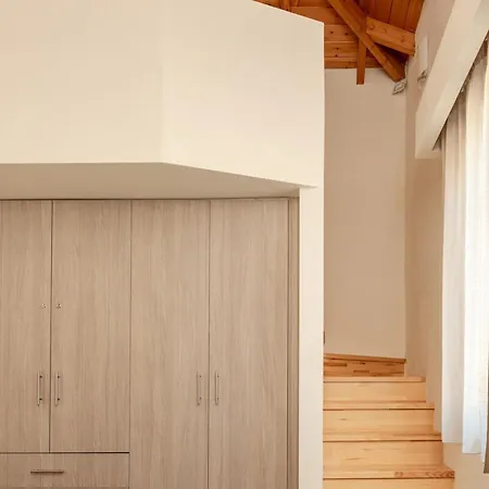 Holiday home Elpida In Myloniana *